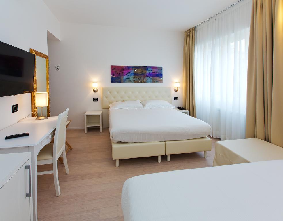 Hotel Maine Finale Ligure Εξωτερικό φωτογραφία