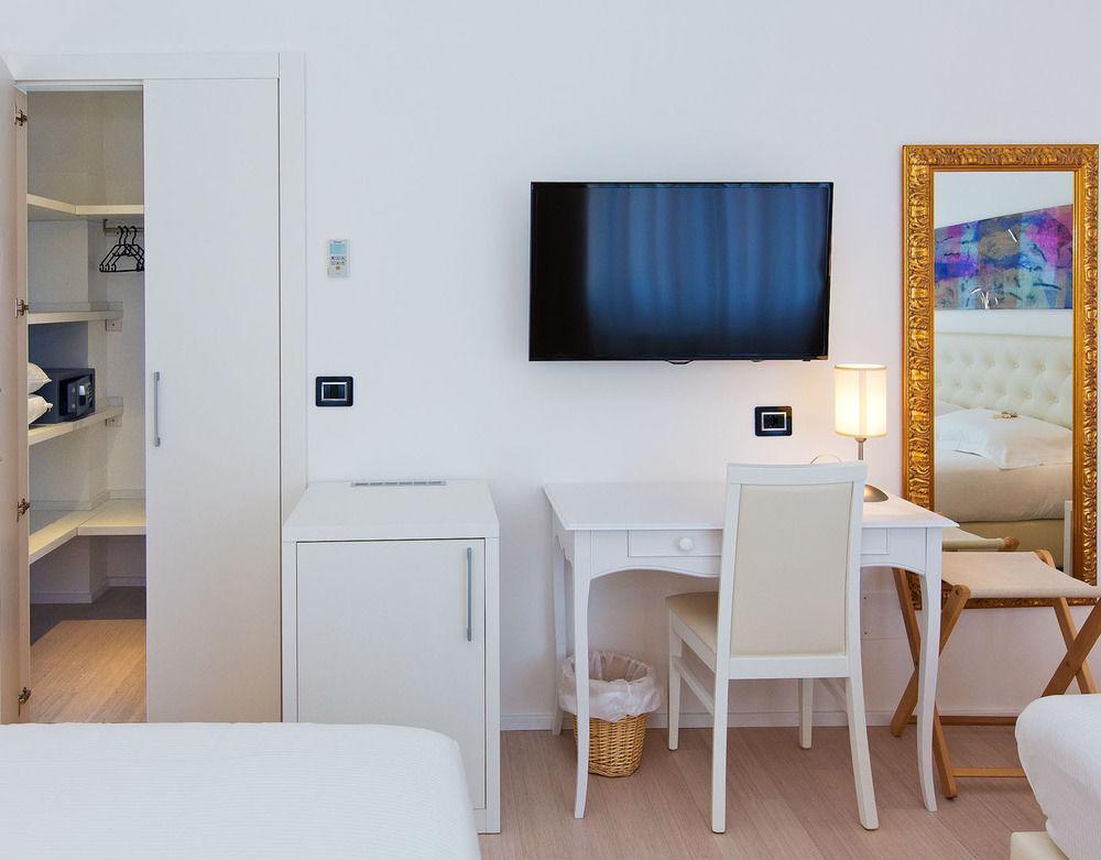 Hotel Maine Finale Ligure Εξωτερικό φωτογραφία